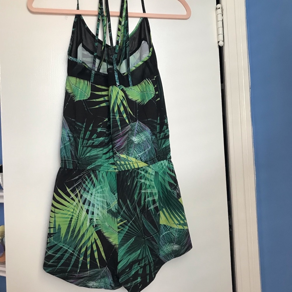 🌴 FABLETICS romper - Picture 6 of 12